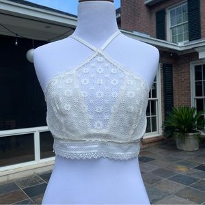 🏷️ NEW Victoria's Secret Halter Lace Bra Bralette M